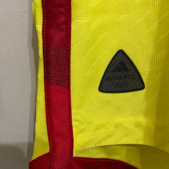 Adidas Colombia 22 Authentic Match Home Soccer Jersey HB9172 Mens $150 NEW - Picture 5 of 10